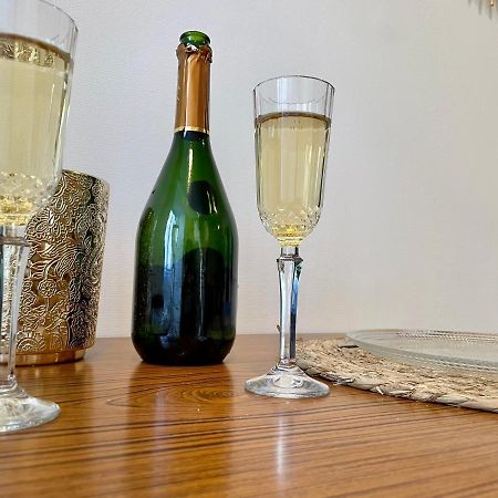 Joli Appartement Au Coeur De Ville シャトー・ティエリ エクステリア 写真