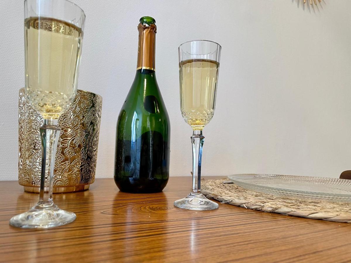 Joli Appartement Au Coeur De Ville シャトー・ティエリ エクステリア 写真
