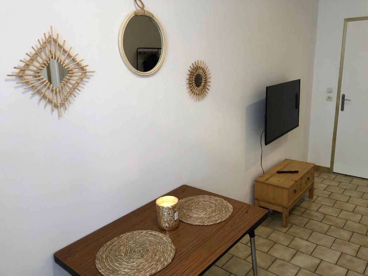 Joli Appartement Au Coeur De Ville シャトー・ティエリ エクステリア 写真